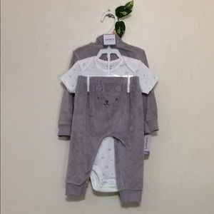 NWT Carter’s 12 month baby set